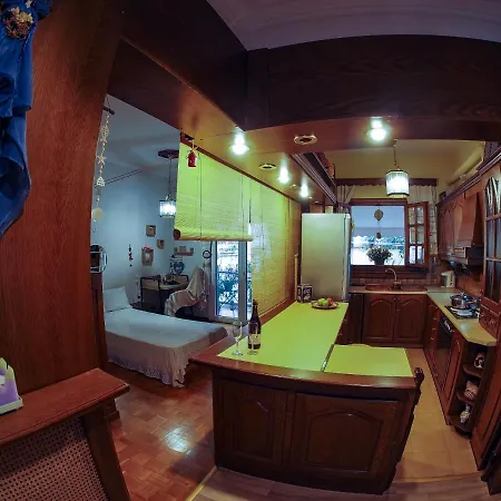 το σπίτι της ολίβιας Apartman *